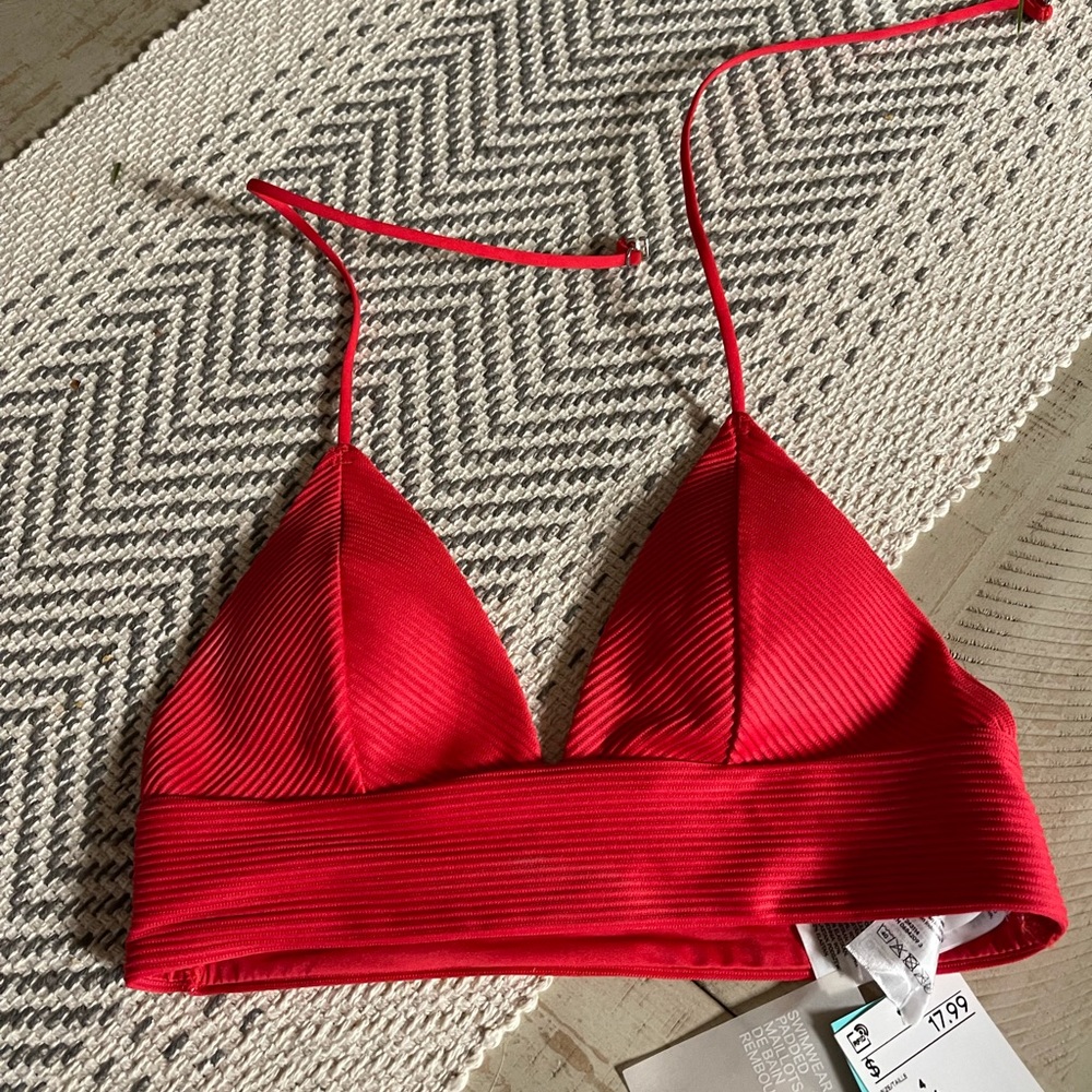Bikini top (H&M)